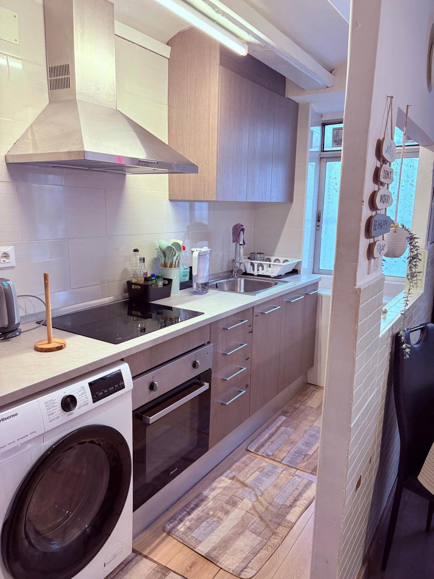 Stunning Flat For 6 People 3 Blocks From The Beach Plus Welcome Breakfast Barcelona Eksteriør billede